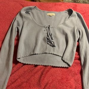 A blue pack sun cropped long sleeve. super cute!